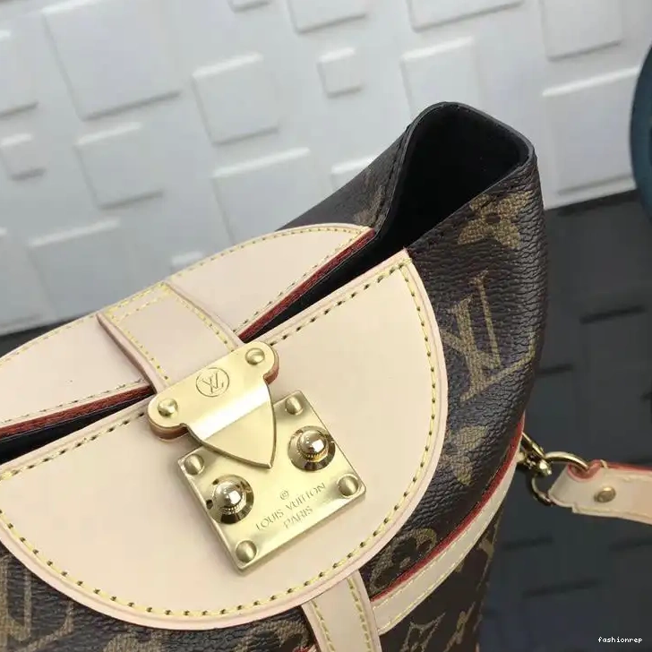 Fashionrep 19T1L0043 Bags LV 0526